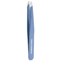 Tweezerman Slant Tweezer 10 Tweezerman Slant Tweezer -Charlotte Tilbury Shop 038097000955