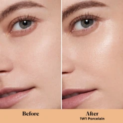 Laura Mercier Tinted Moisturizer Light Revealer 30 Laura Mercier Tinted Moisturizer Light Revealer -Charlotte Tilbury Shop 194250039733 alt2 1