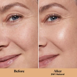 Laura Mercier Tinted Moisturizer Light Revealer 36 Laura Mercier Tinted Moisturizer Light Revealer -Charlotte Tilbury Shop 194250039917 alt2 1