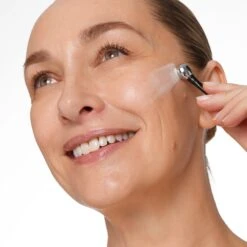 Celestial Black Diamond Cream 8 Celestial Black Diamond Cream -Charlotte Tilbury Shop 5060280370083 alt22