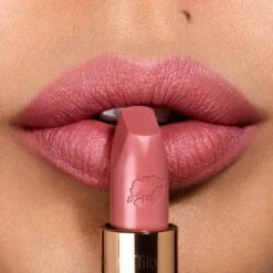 Charlotte Tilbury Hot Lips 32 Charlotte Tilbury Hot Lips -Charlotte Tilbury Shop 5060332325979 alt2 1