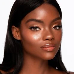 Charlotte Tilbury Glowgasm Beauty Light Wand 28 Charlotte Tilbury Glowgasm Beauty Light Wand -Charlotte Tilbury Shop 5060542723619 alt2