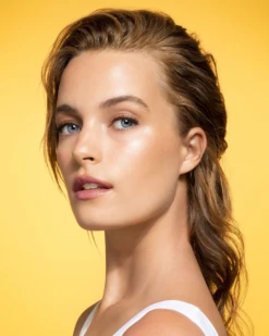 Chantecaille Lip Tint Hydrating Balm - Sunbeam Collection -Charlotte Tilbury Shop 656509034253 alt4