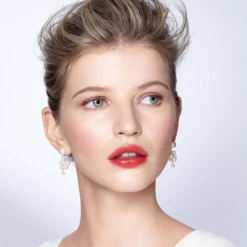 Chantecaille Perle Lumiere-Face Powder 7 Chantecaille Perle Lumiere-Face Powder -Charlotte Tilbury Shop 656509051342 2 1