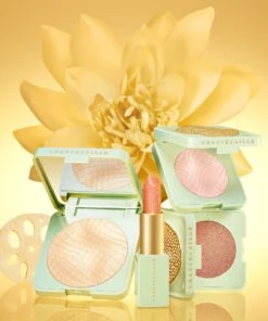 Chantecaille Lotus Perfect Blur Glow Powder -Charlotte Tilbury Shop 656509051502 4