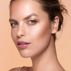 Chantecaille Real Bronze 13 Chantecaille Real Bronze -Charlotte Tilbury Shop 656509055036 alt5