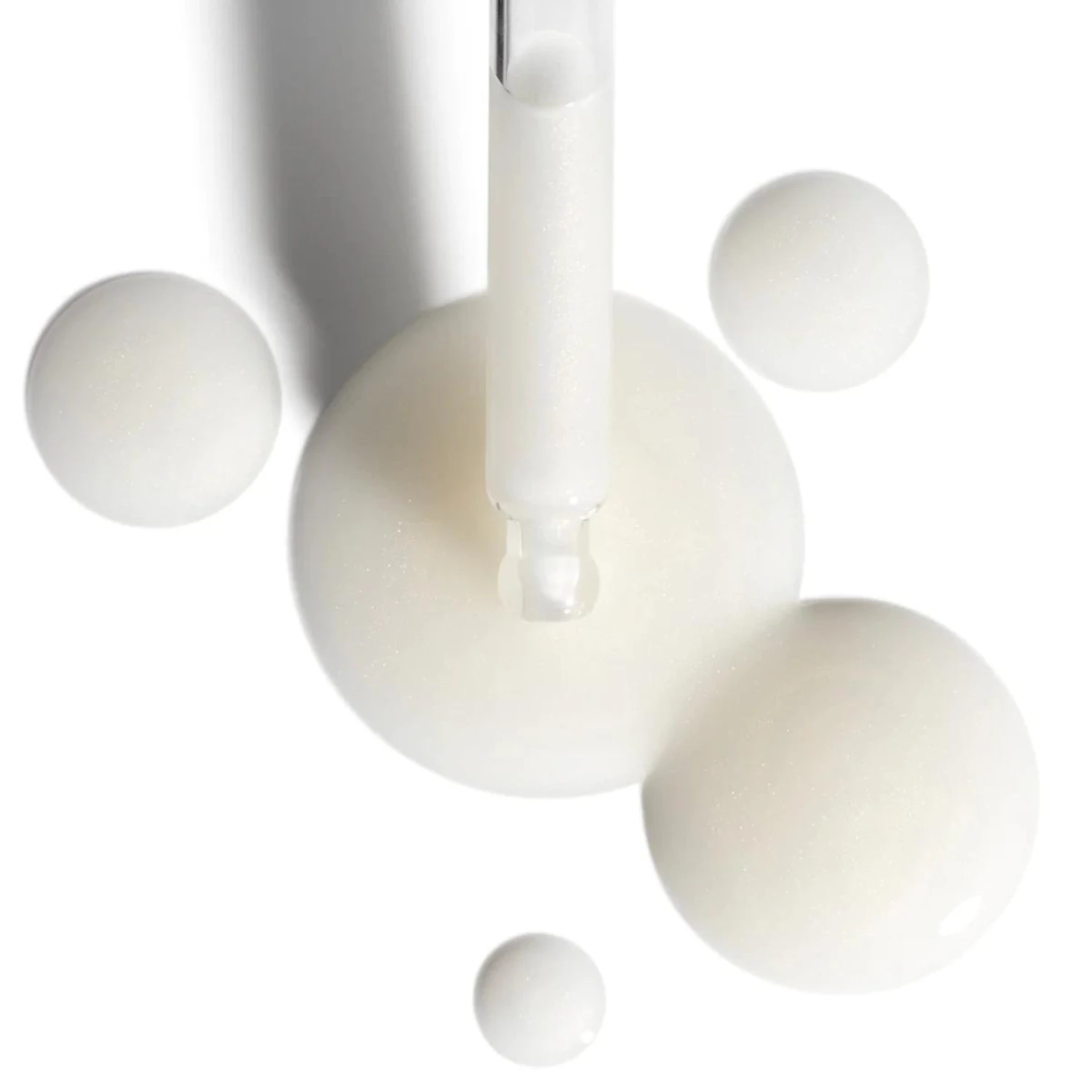 Chantecaille 24K Gold Serum Intense 4 Chantecaille 24K Gold Serum Intense - Image 2