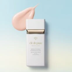 Brightening Enhancer Veil SPF 32 8 Brightening Enhancer Veil SPF 32 -Charlotte Tilbury Shop 730852181786 alt2 1