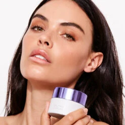 Front Page 24 Front Page -Charlotte Tilbury Shop 810004390065 alt2