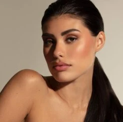 Valdé Armor Reflective Mind Rose Gold Vessel -Charlotte Tilbury Shop 850044620050 alt2