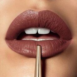 Confession Ultra Slim Refillable Lipstick 27 Confession Ultra Slim Refillable Lipstick -Charlotte Tilbury Shop 877231006312 alt1 1
