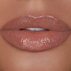 Unreal High Shine Volumizing Lip Gloss 35 Unreal High Shine Volumizing Lip Gloss -Charlotte Tilbury Shop 877231008569 alt1 1