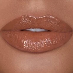 Unreal High Shine Volumizing Lip Gloss 37 Unreal High Shine Volumizing Lip Gloss -Charlotte Tilbury Shop 877231008606 alt1